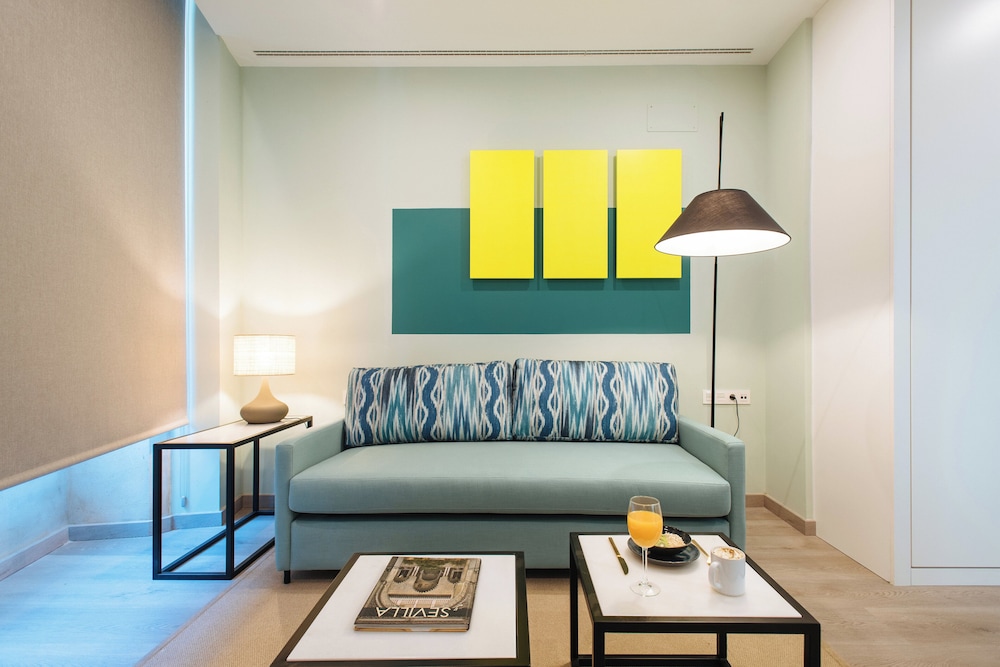 Sercotel Sevilla Guadalquivir Suites — Hotel rooms in Seville, Andalusia