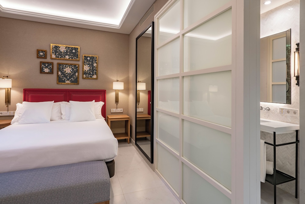 Hotel Vincci Molviedro — Hotel rooms in Seville, Andalusia