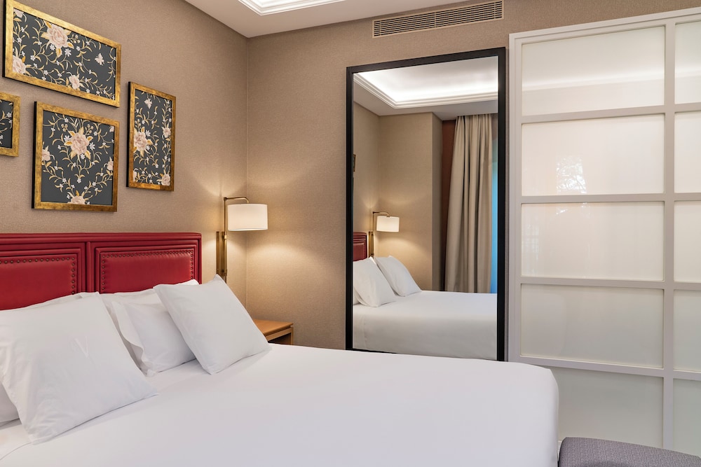 Hotel Vincci Molviedro — Hotel rooms in Seville, Andalusia