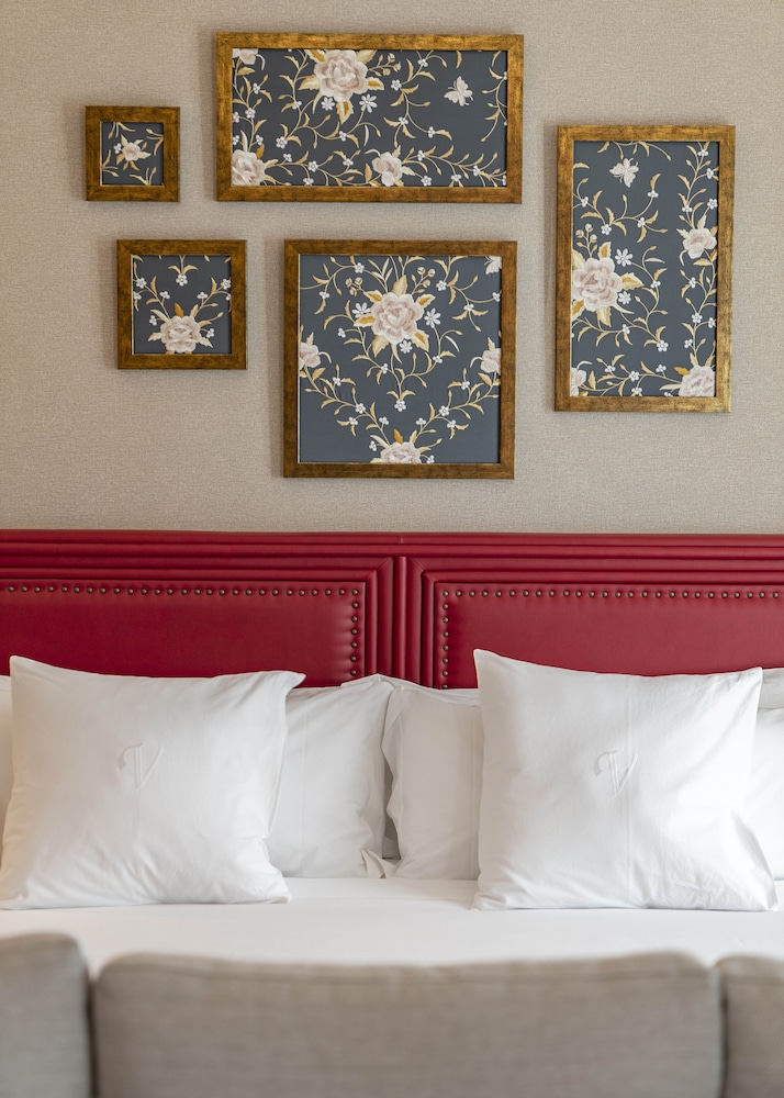 Hotel Vincci Molviedro — Hotel rooms in Seville, Andalusia