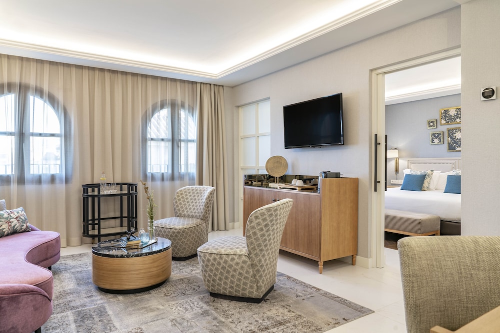 Hotel Vincci Molviedro — Hotel rooms in Seville, Andalusia