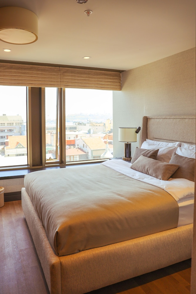 Root Karaköy Bosphorus Hotel & Spa — Hotel rooms in Istanbul, Istanbul