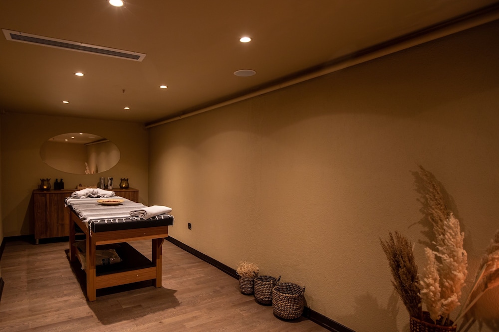 Root Karaköy Bosphorus Hotel & Spa — Spa in Istanbul, Istanbul
