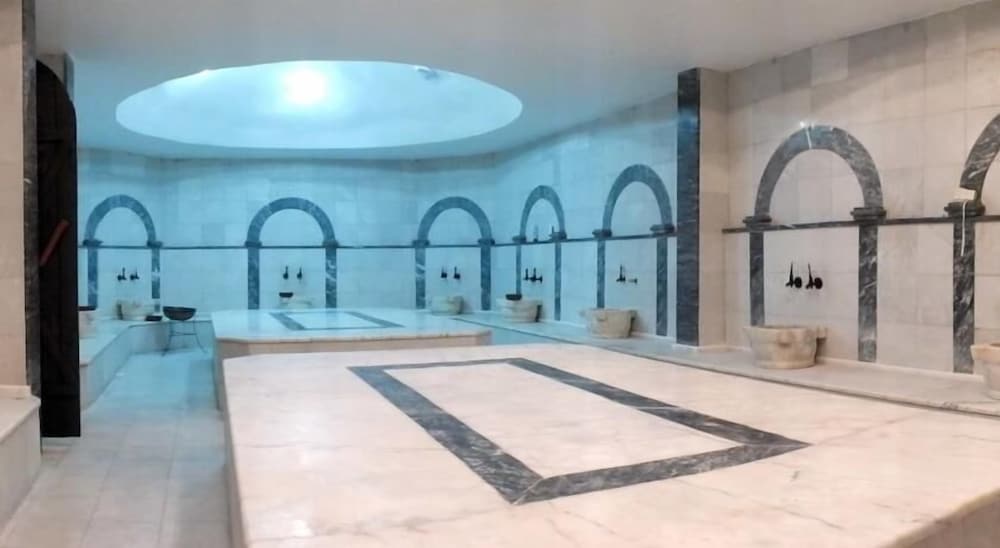 Idas Hotel — Spa in İçmeler, Mugla