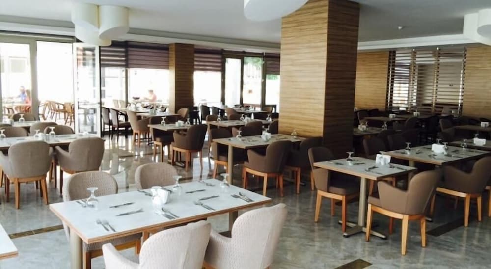 Idas Hotel — Restaurant & bars in İçmeler, Mugla