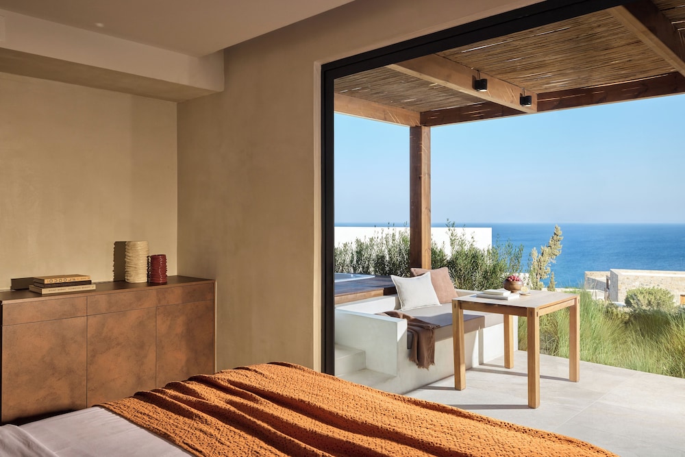 KOIA All - Suite Well Being Resort - Adults Only — Hotel rooms in Psalidi, South Aegean