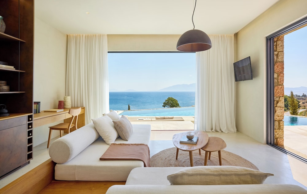 KOIA All - Suite Well Being Resort - Adults Only — Hotel rooms in Psalidi, South Aegean