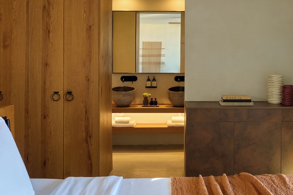 KOIA All - Suite Well Being Resort - Adults Only — Hotel rooms in Psalidi, South Aegean