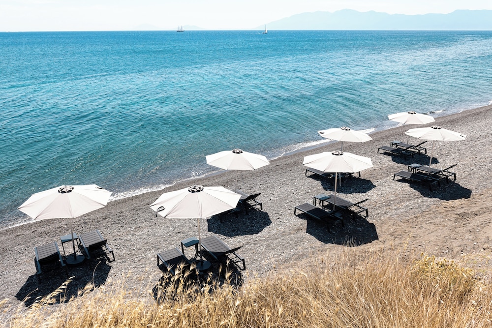 KOIA All - Suite Well Being Resort - Adults Only — Beach in Psalidi, South Aegean