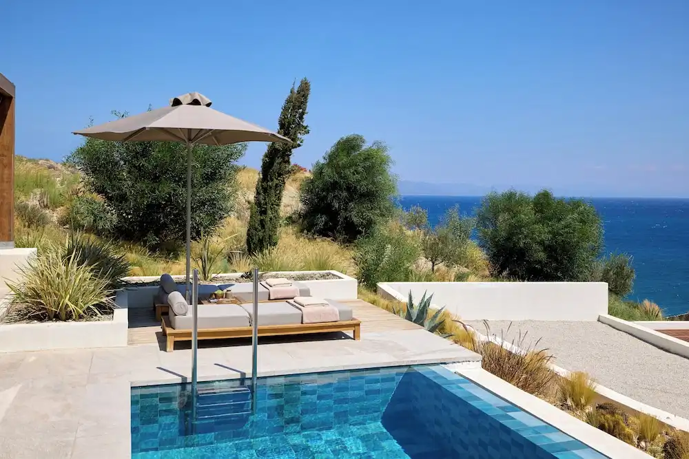 KOIA All - Suite Well Being Resort - Adults Only — Swimming pool in Psalidi, South Aegean