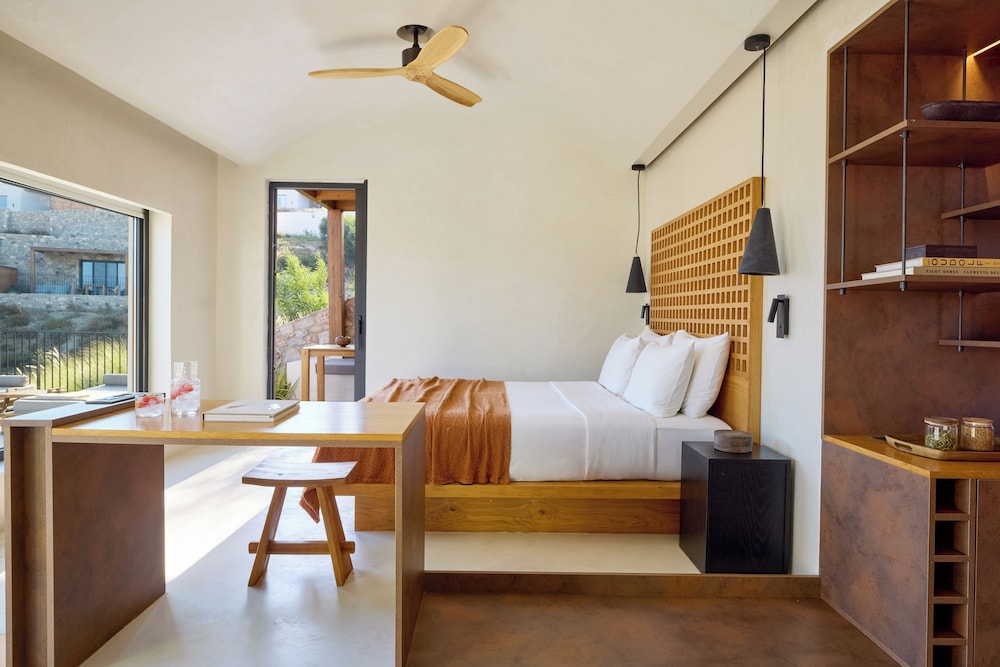 KOIA All - Suite Well Being Resort - Adults Only — Hotel rooms in Psalidi, South Aegean