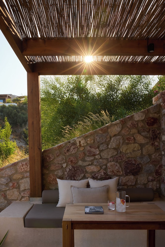 KOIA All - Suite Well Being Resort - Adults Only — Hotel building in Psalidi, South Aegean