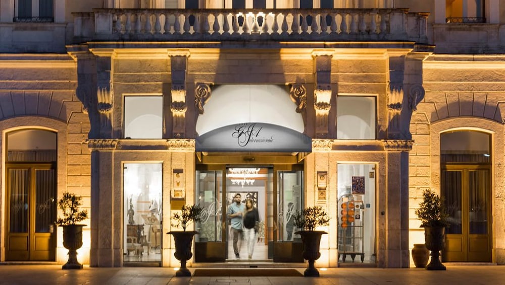 Grande Albergo Internazionale - zdjęcie 3