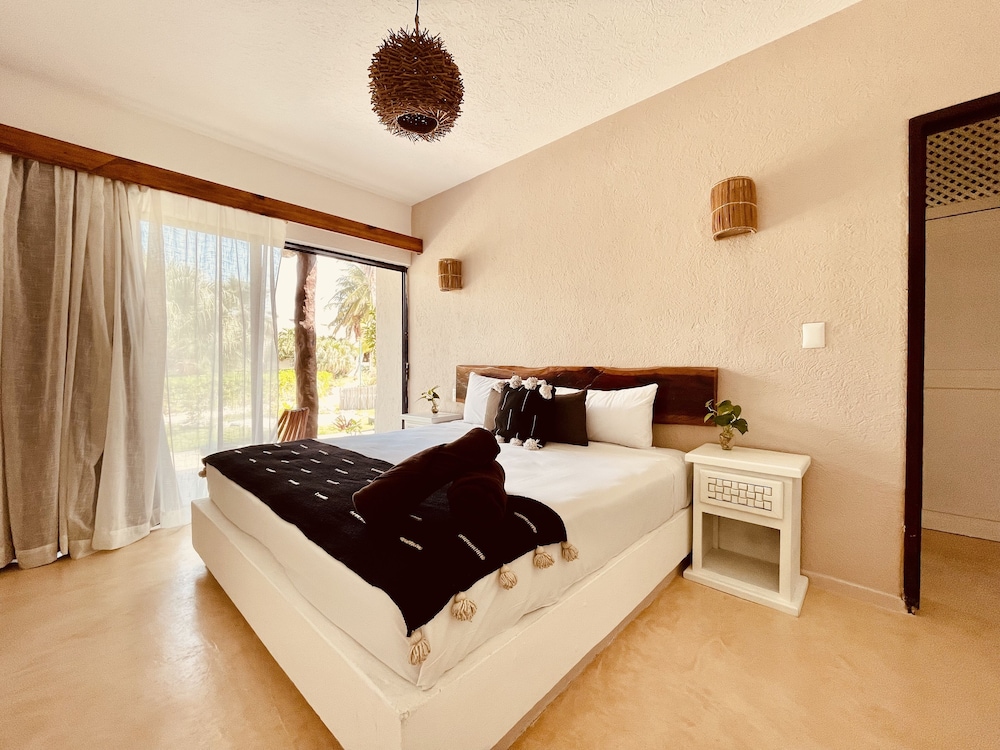 VR CLUB Tulum Riviera — Hotel rooms in Tulum, Quintana Roo