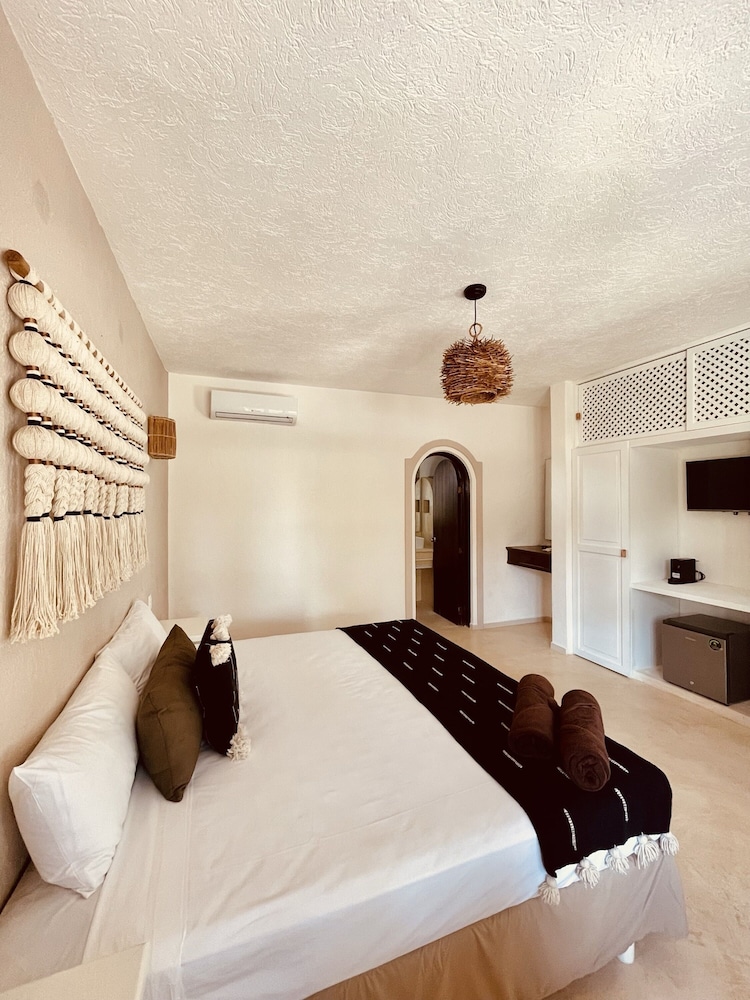 VR CLUB Tulum Riviera — Hotel rooms in Tulum, Quintana Roo