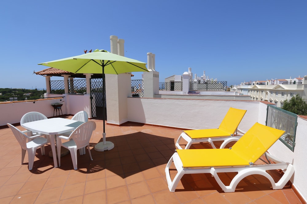 The Old Village, Prestige and Solar by Village 4U — Hotel building in Vilamoura, Faro