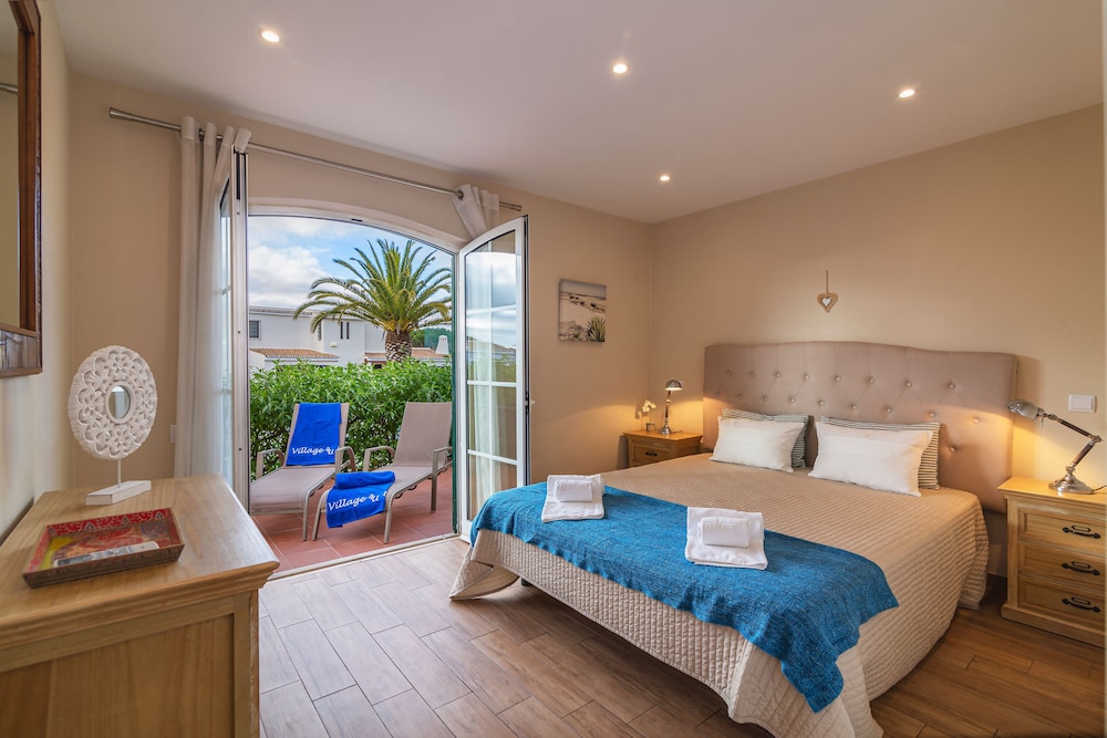 The Old Village, Prestige and Solar by Village 4U — Hotel rooms in Vilamoura, Faro