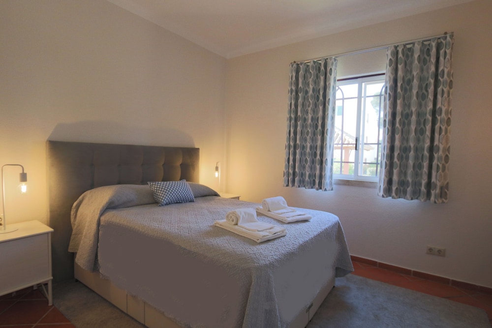 The Old Village, Prestige and Solar by Village 4U — Hotel rooms in Vilamoura, Faro