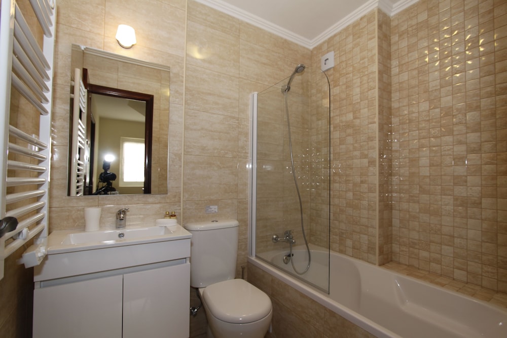 The Old Village, Prestige and Solar by Village 4U — Hotel rooms in Vilamoura, Faro