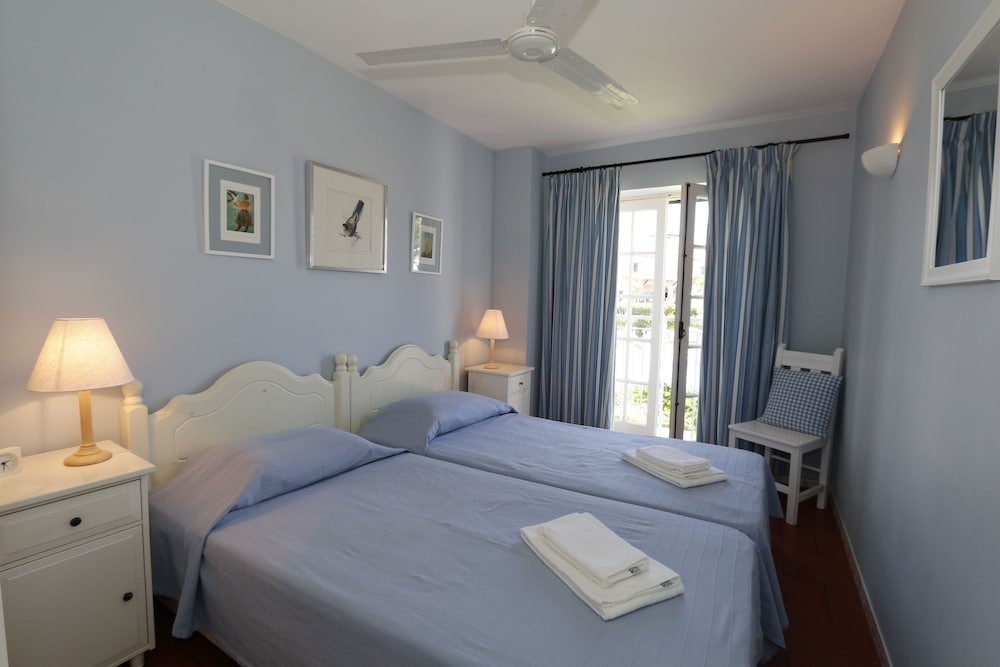 The Old Village, Prestige and Solar by Village 4U — Hotel rooms in Vilamoura, Faro