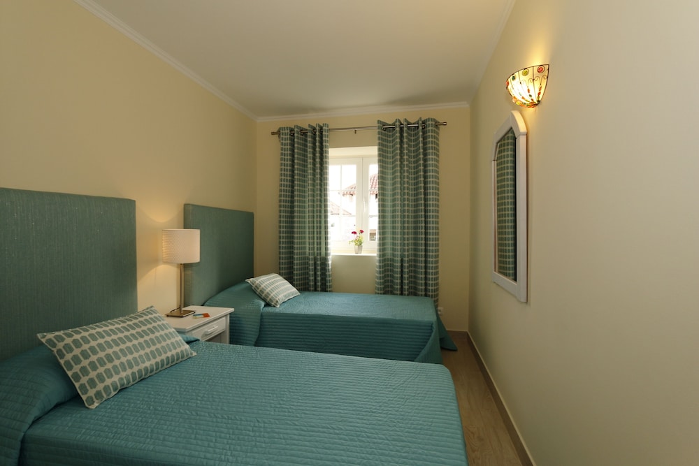 The Old Village, Prestige and Solar by Village 4U — Hotel rooms in Vilamoura, Faro