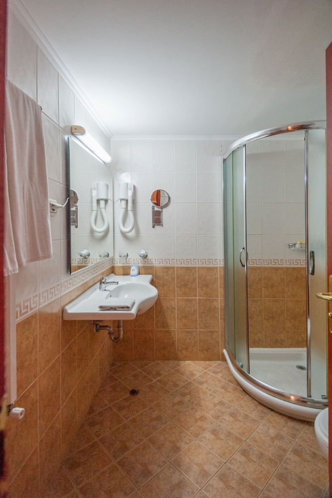 Villa List Hotel — Hotel rooms in Sozopol, Burgas Region