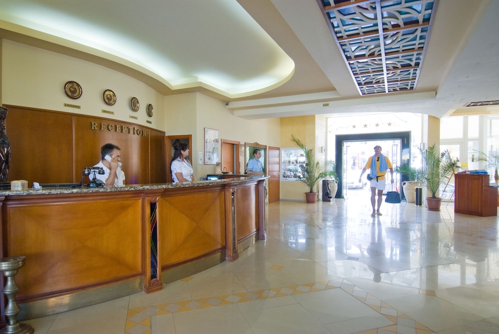 Villa List Hotel — Hotel building in Sozopol, Burgas Region