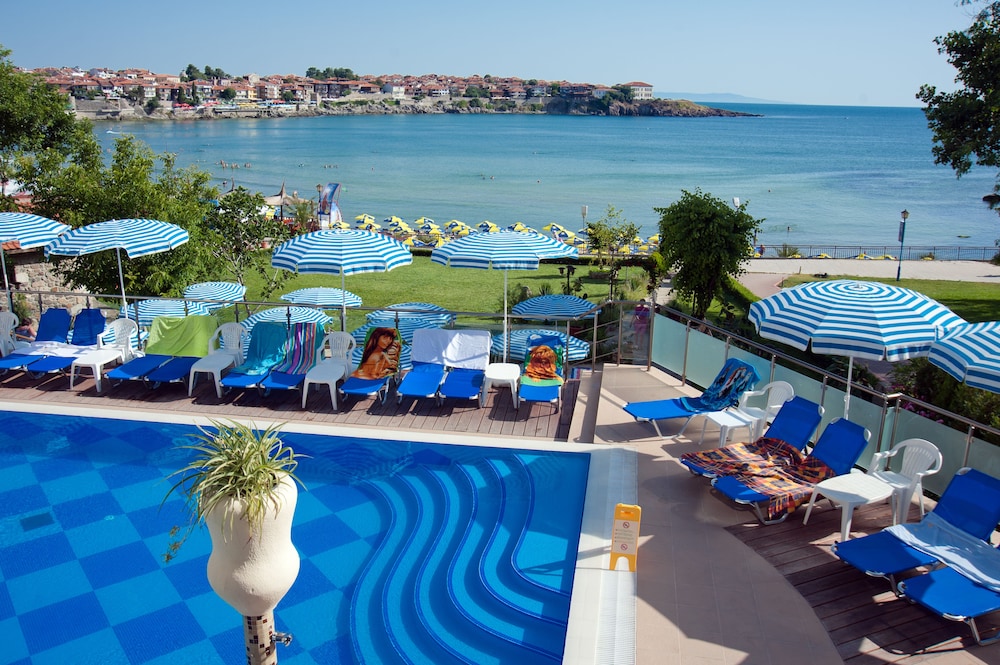 Villa List Hotel — Swimming pool in Sozopol, Burgas Region