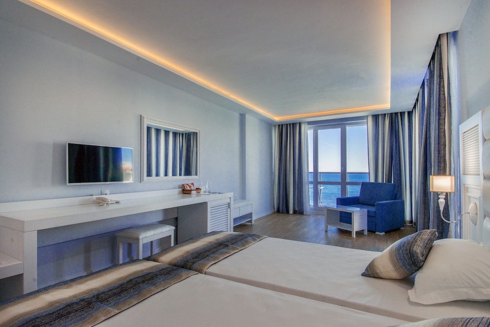 Villa List Hotel — Hotel rooms in Sozopol, Burgas Region
