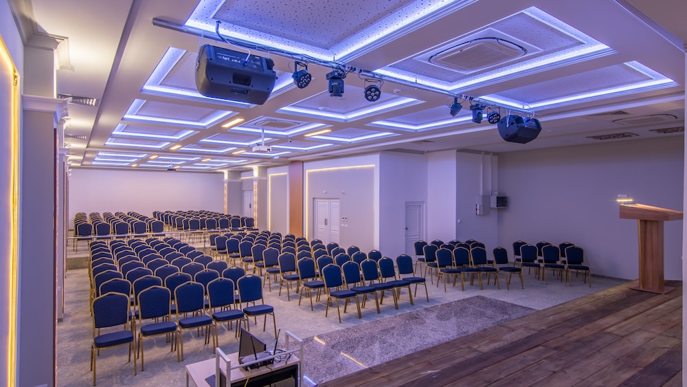 Villa List Hotel — Hotel building in Sozopol, Burgas Region