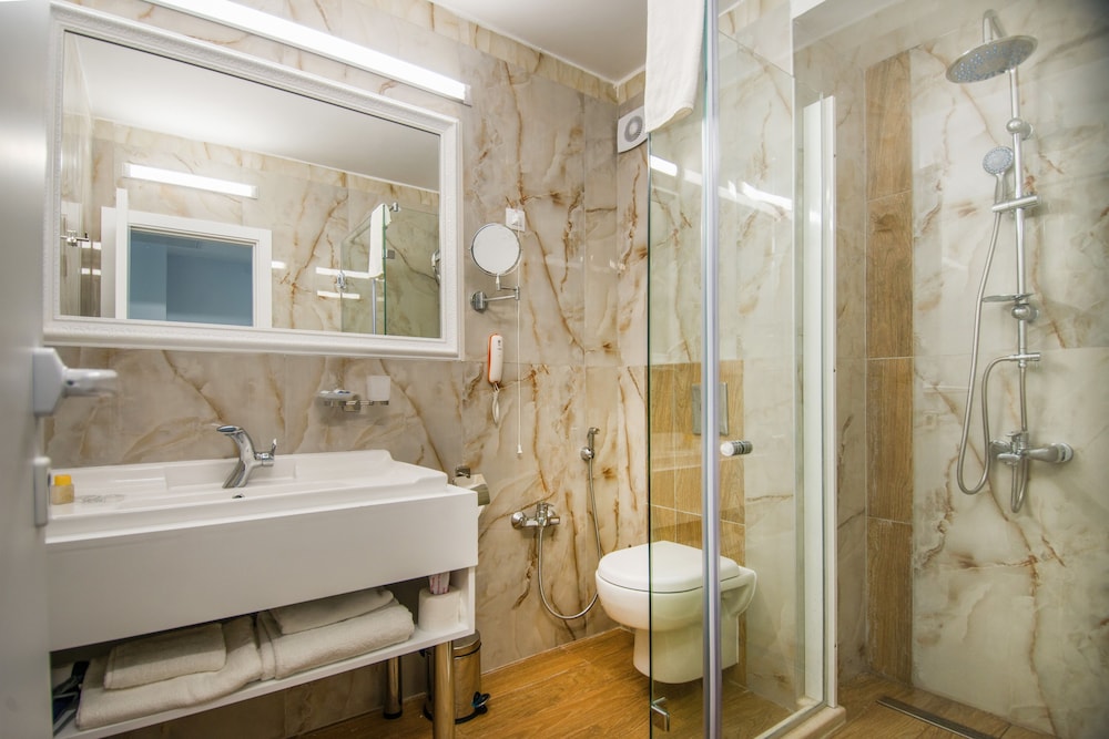 Villa List Hotel — Hotel rooms in Sozopol, Burgas Region