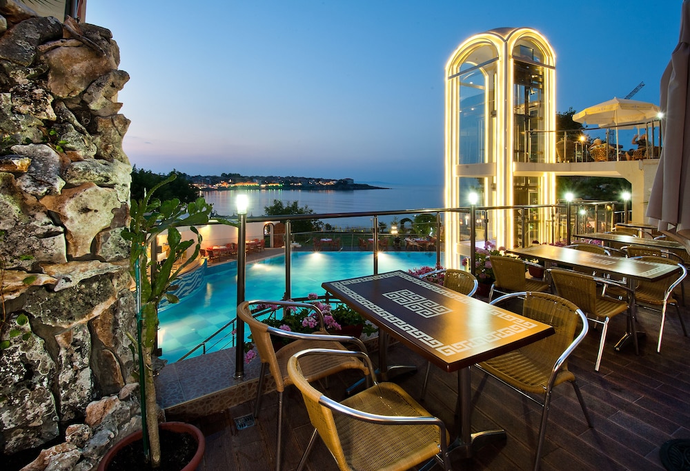 Villa List Hotel - zdjęcie 3