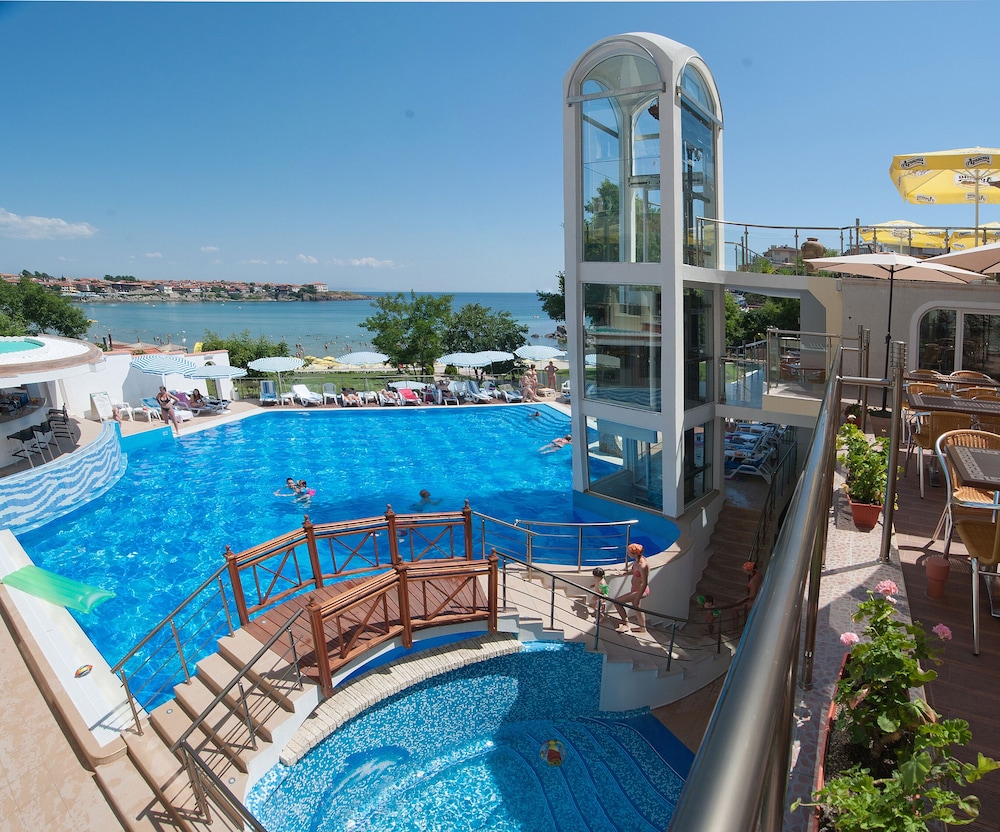Villa List Hotel — Swimming pool in Sozopol, Burgas Region