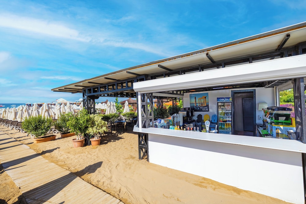 VONRESORT Elite - All Inclusive — Restaurant & bars in Side
