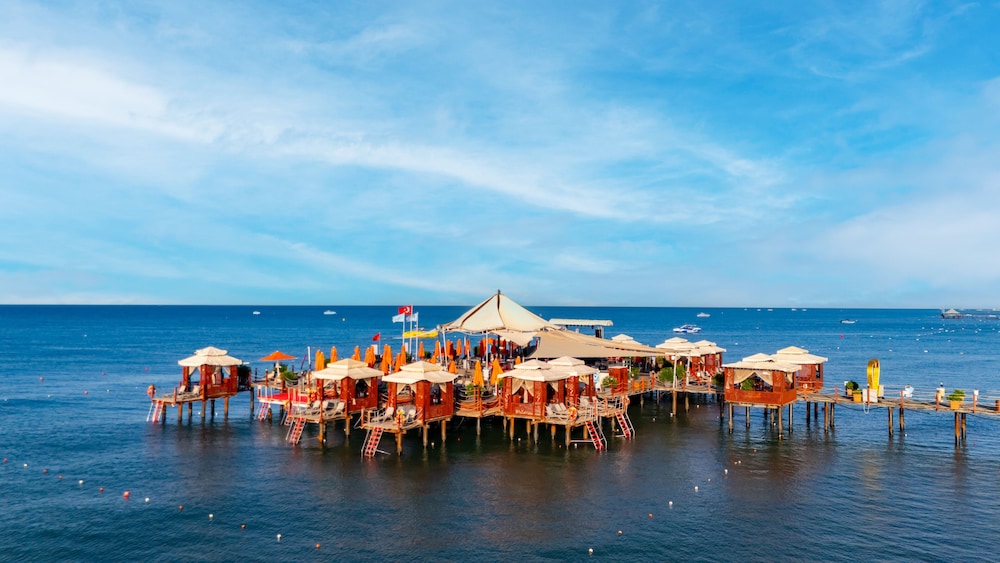 VONRESORT Elite - All Inclusive — Beach in Side