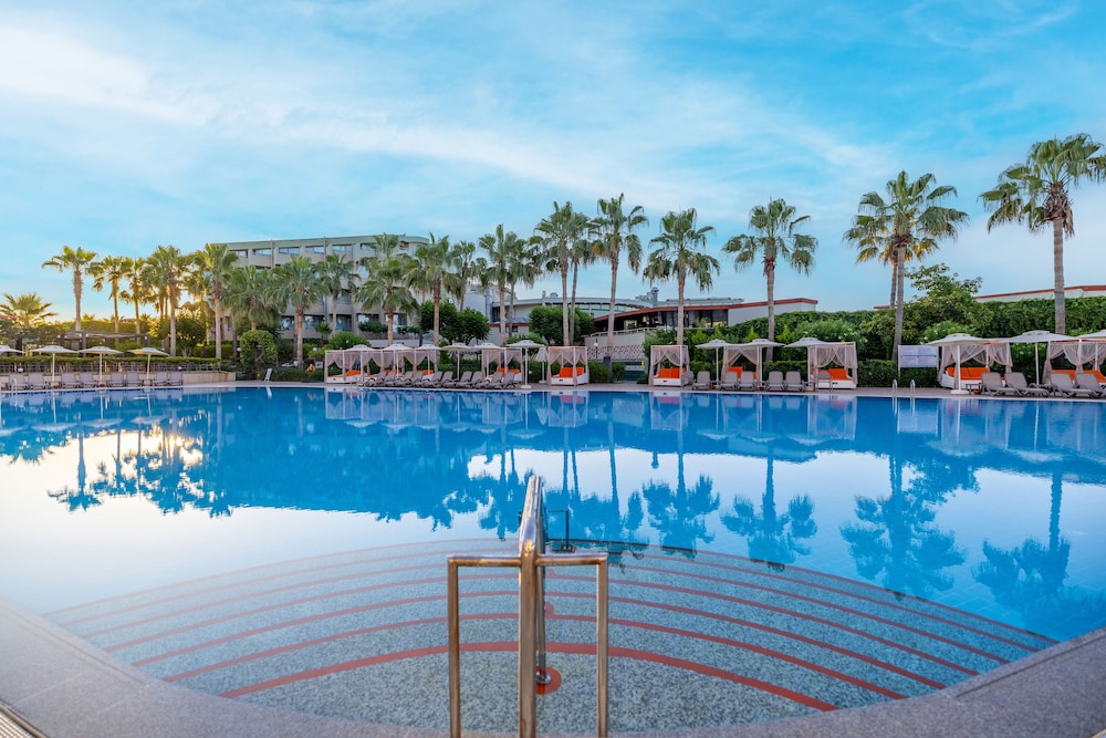 VONRESORT Elite - All Inclusive — Swimming pool in Side