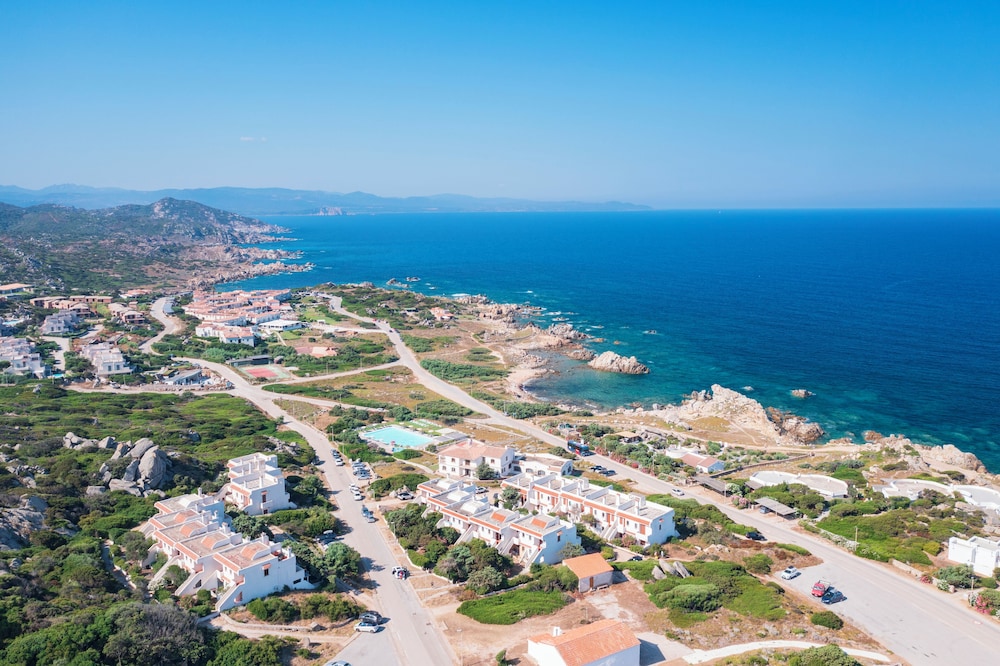 Residence Baia Santa Reparata — Attractions in the area in Capo Testa, Sardinia