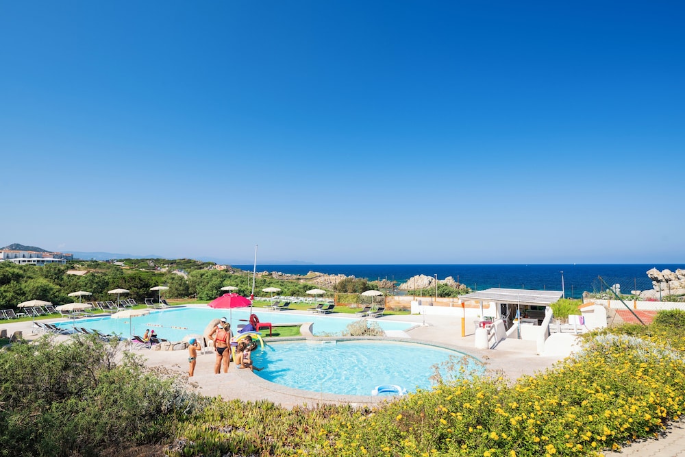 Residence Baia Santa Reparata — Swimming pool in Capo Testa, Sardinia
