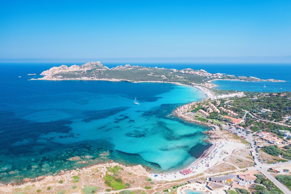 Residence Baia Santa Reparata — Attractions in the area in Capo Testa, Sardinia