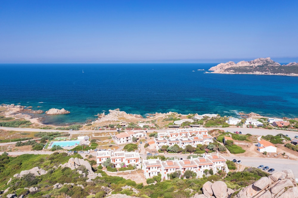Residence Baia Santa Reparata — Attractions in the area in Capo Testa, Sardinia