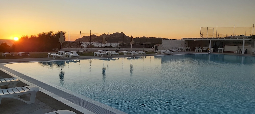 Residence Baia Santa Reparata — Swimming pool in Capo Testa, Sardinia