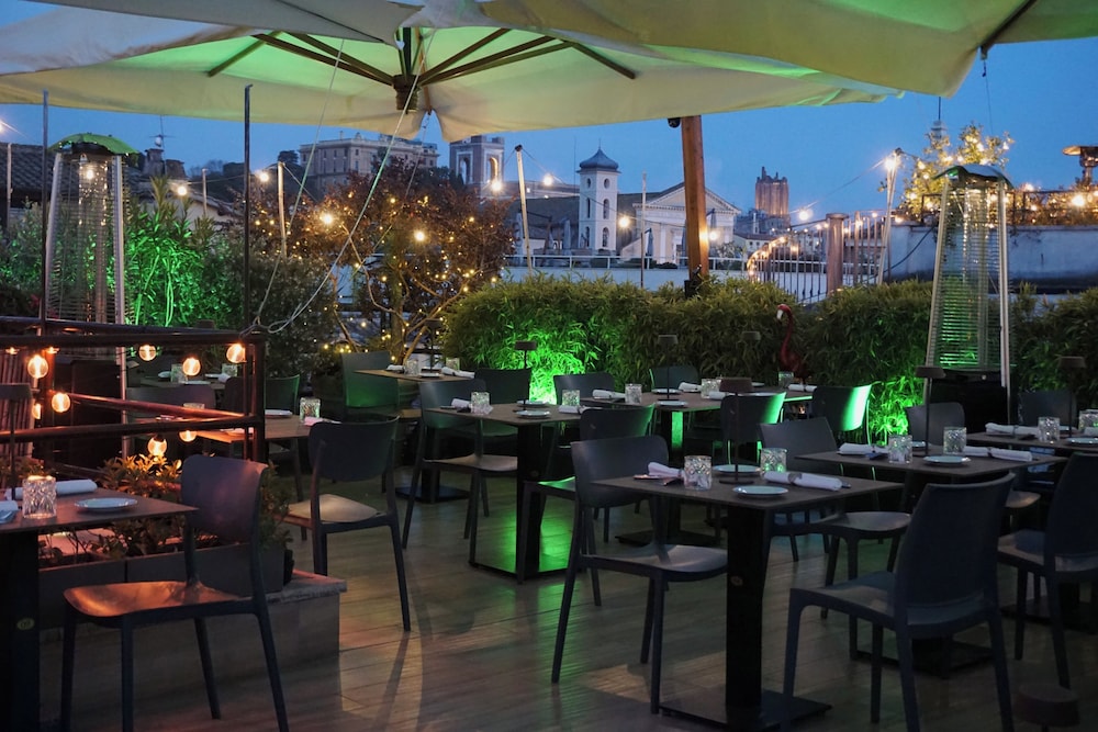 Hotel Caravita — Restaurant & bars in Rome, Lazio
