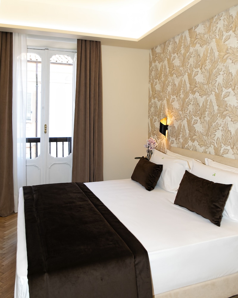 Hotel Caravita — Hotel rooms in Rome, Lazio