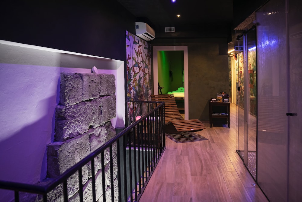 Hotel Caravita — Spa in Rome, Lazio