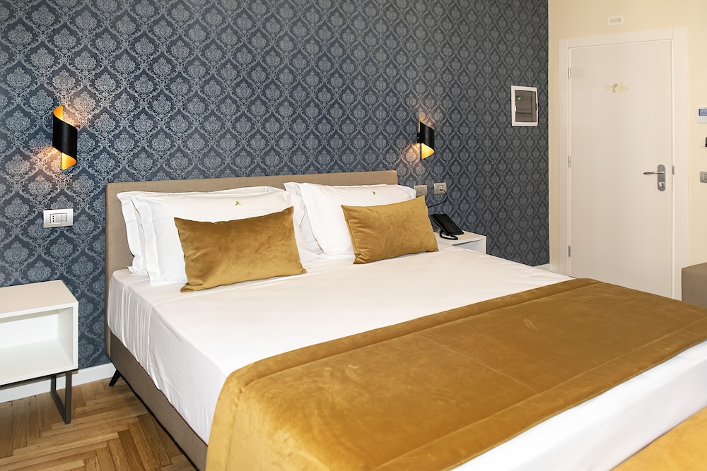 Hotel Caravita — Hotel rooms in Rome, Lazio