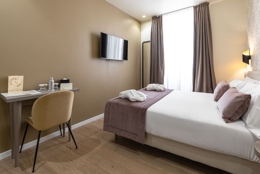 Hotel Caravita — Hotel rooms in Rome, Lazio