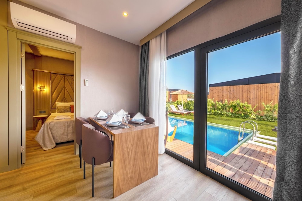 Lago Hotel — Rooms in Side