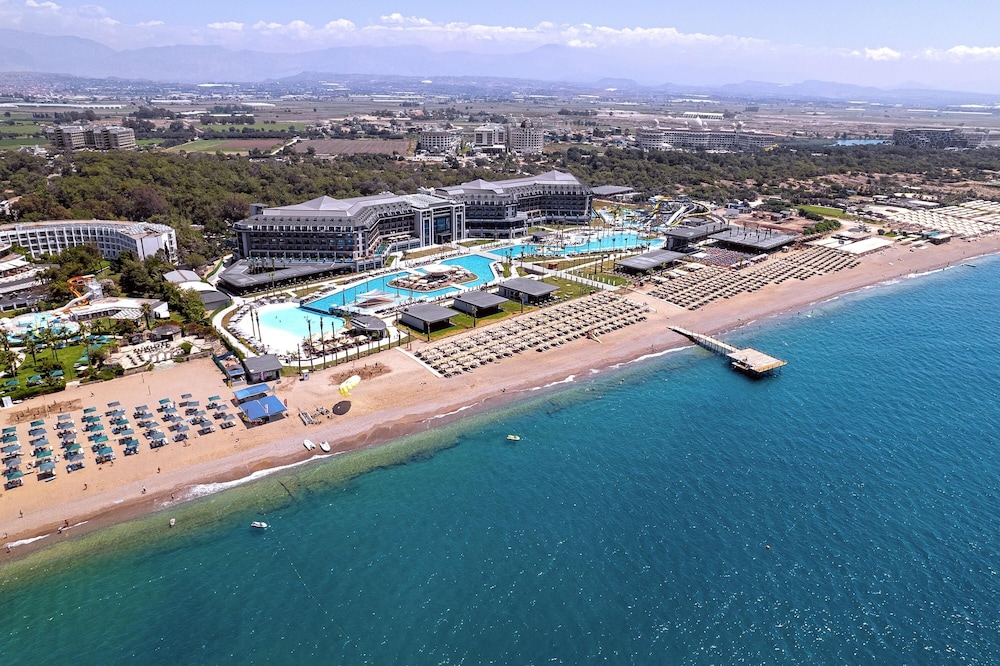 Lago Hotel — Outdoor in Side
