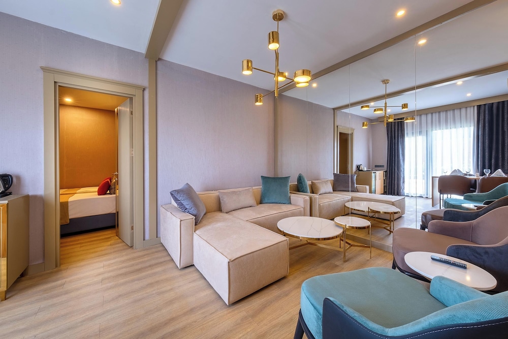Lago Hotel — Rooms in Side
