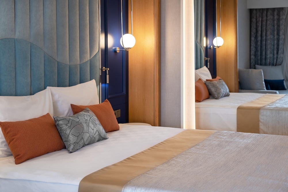 Lago Hotel — Rooms in Side